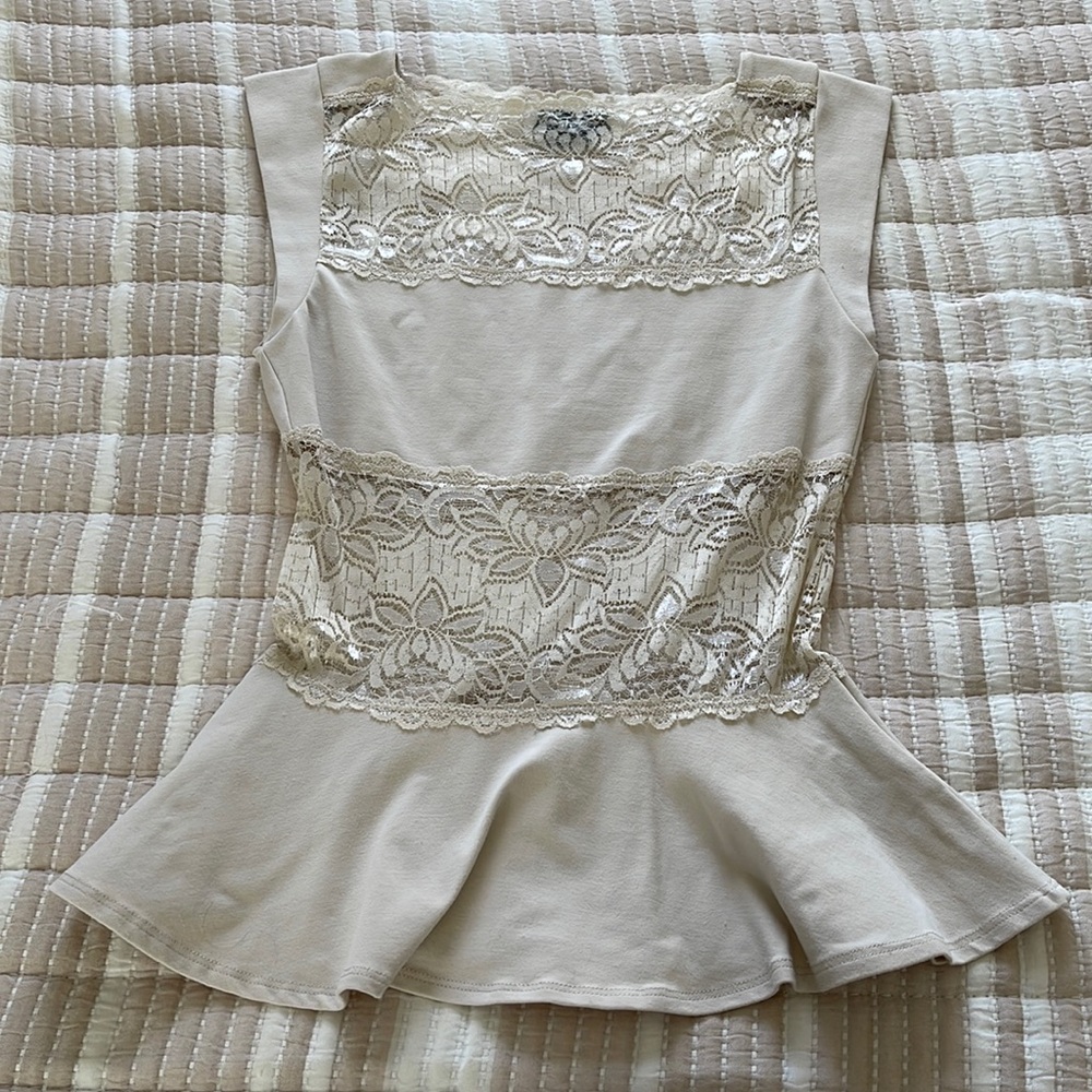 Bebe lace top